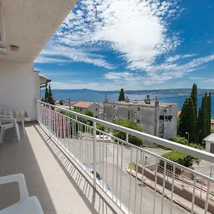 apartment-anne-crikvenica.primorje-gorskikotar.com/